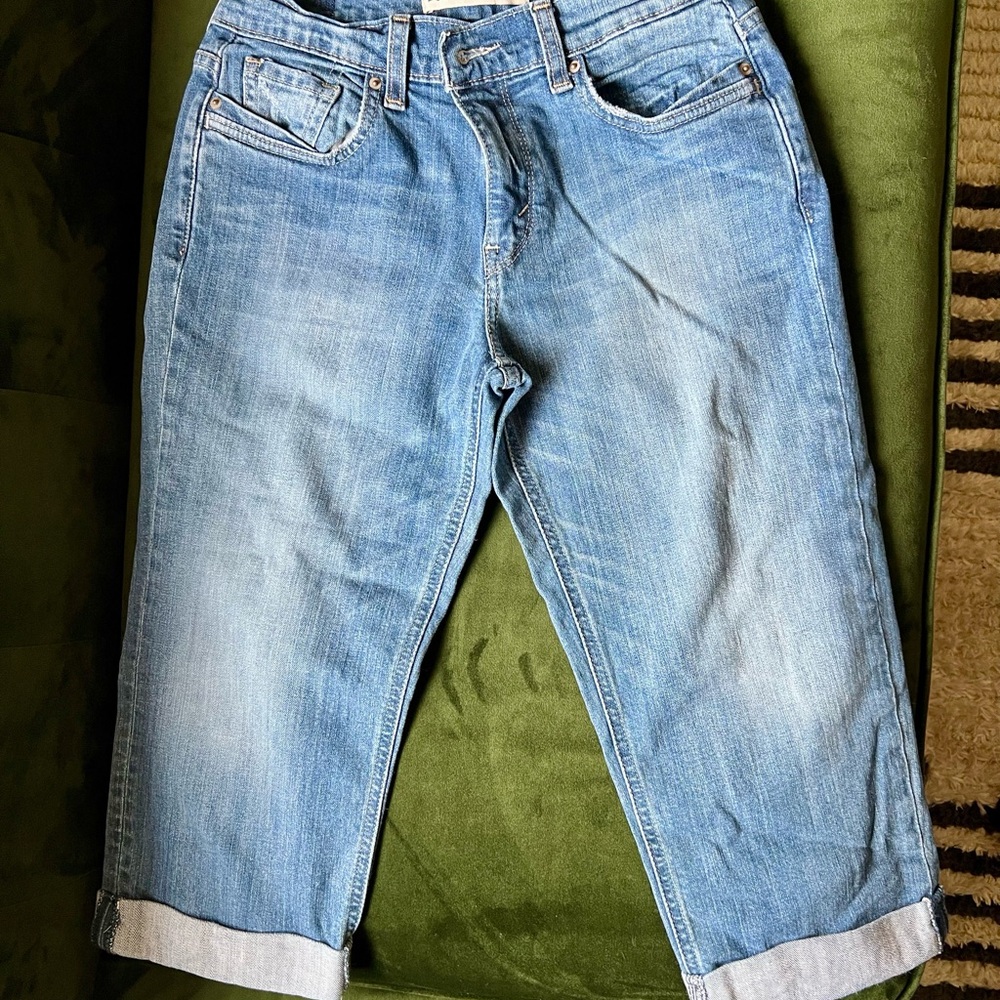 Levi’s - Women's Blue Jeans (Capris)